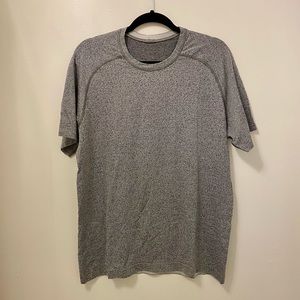 lululemon athletica Gray Short Sleeve Tee - flaw on back